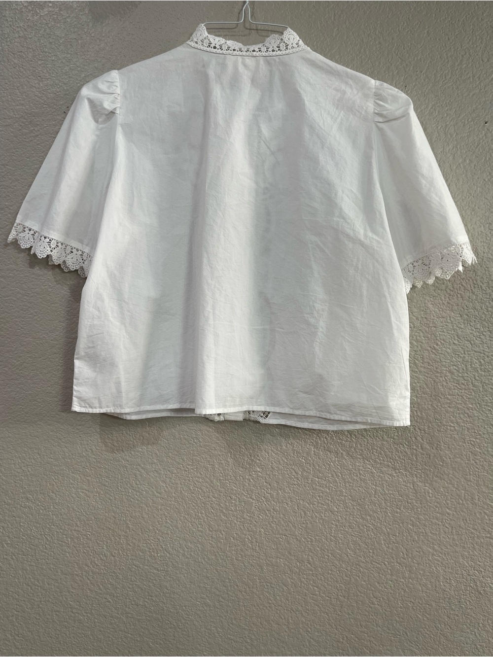 Sézane Eponine White Lace-Trim button down short sleeve blouse - Picture 3 of 13